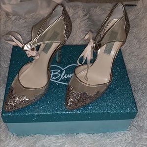 Betsy Johnson Heels size 6